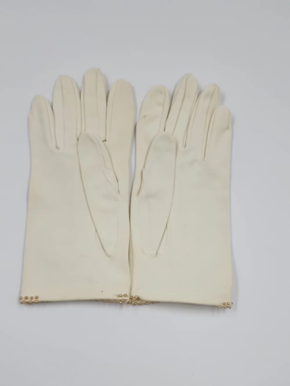 Cream Women's Leather Spun Dress Gloves with Gold Bead Trim